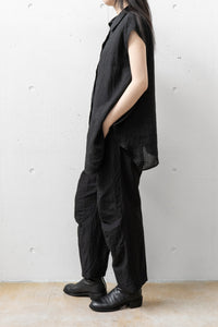 forme d'expression/Reclined Sleeveless Shirt