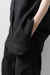 forme d'expression/Reclined Sleeveless Shirt