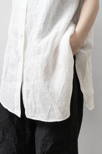 forme d'expression/Reclined Sleeveless Shirt
