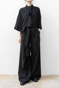 tous les deux ensemble/Striped Crepe cropped Shirt