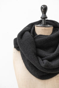 ISABEL BENENATO/Yak snood contrast stitch detail