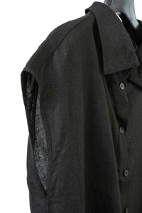 forme d'expression/Reclined Sleeveless Shirt