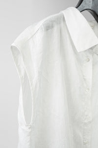 forme d'expression/Reclined Sleeveless Shirt