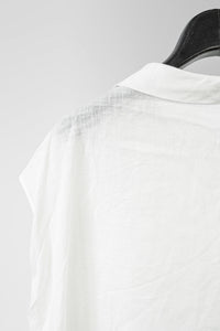 forme d'expression/Reclined Sleeveless Shirt