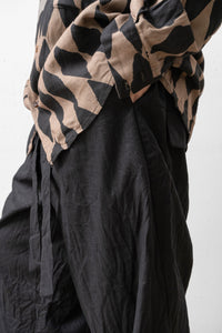 Aleksandr Manamis/BUTTON LEG LOOSE PANT (Homme)