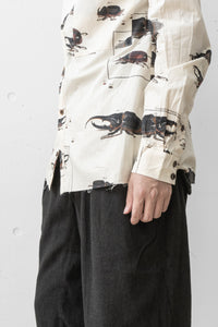 Aleksandr Manamis/PANEL DETAIL BEETLE SHIRT (Homme)