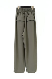 Tous les deux ensemble/Back Satin Crepe High Waist Tuck Pants