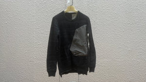 taichimurakami/"DISPLACEMENT" CREWNECK POCKET SWEATER W/Z BLACK POCKET